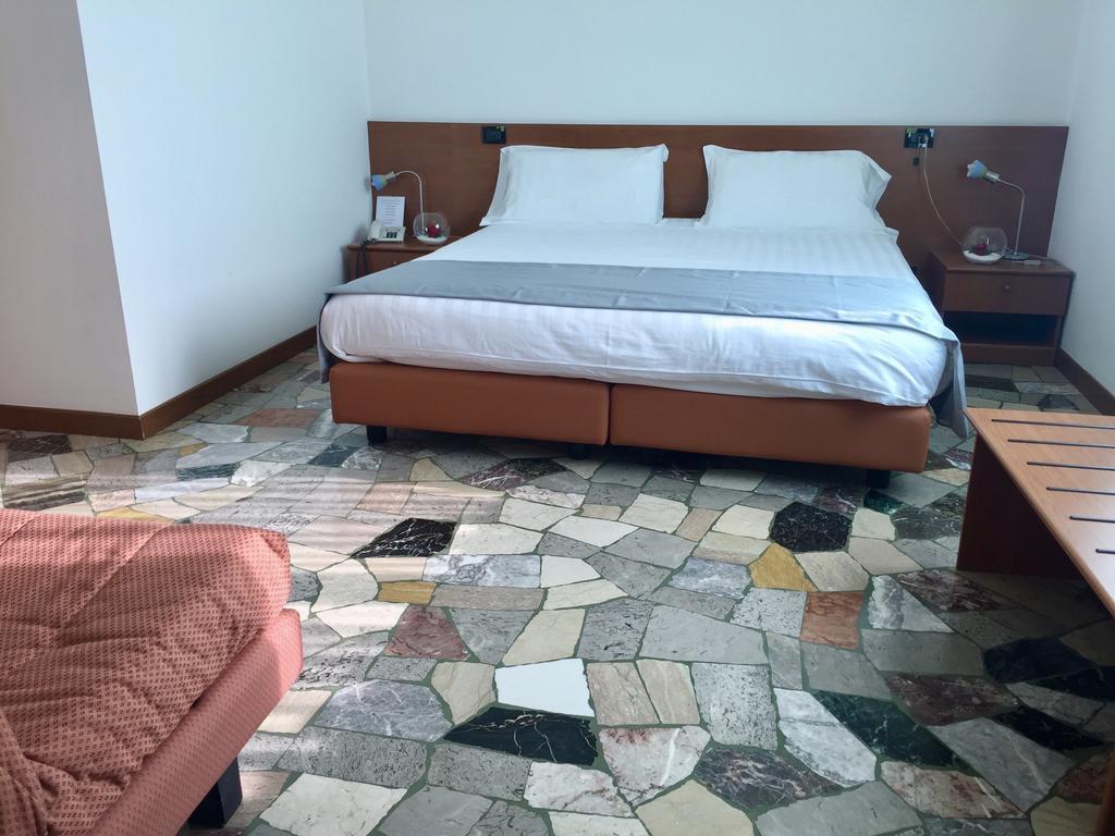 Albergo Isetta Grancona Eksteriør billede